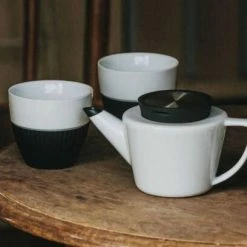 Viva Scandinavia Teebecher Anytime In Schwarz, 2er Set 7 Viva Scandinavia Teebecher Anytime In Schwarz, 2er Set -KitchenAid Shop viva dining image 005 WEB 1 l